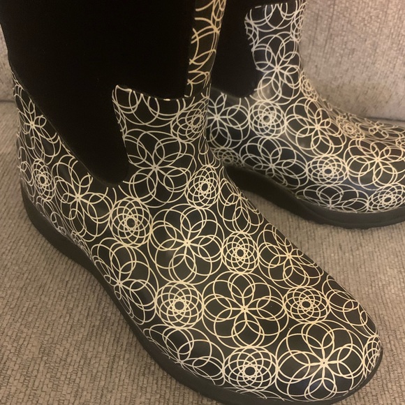 Muck boot The origional black white , waterproof round toe size 9 - Picture 3 of 6